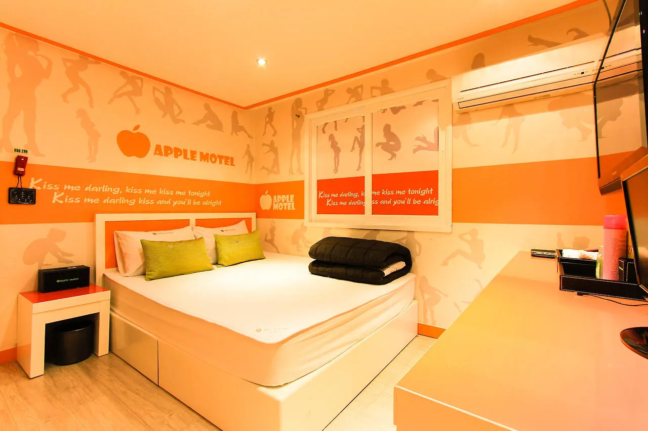 Apple Motel Busan